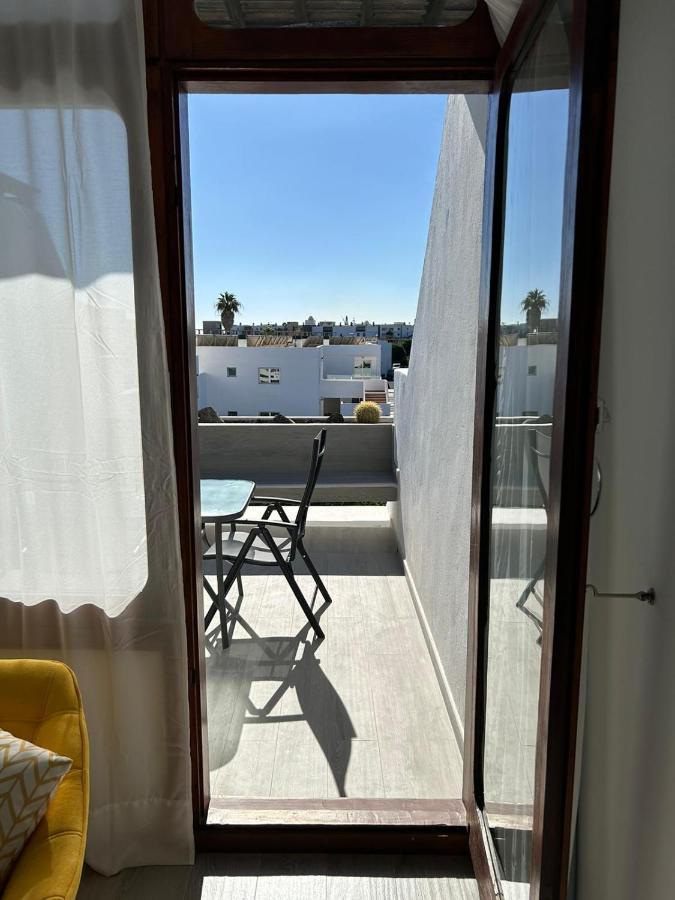 Apartamento Jameos-Los Molinos Costa Teguise, Lanzarote エクステリア 写真